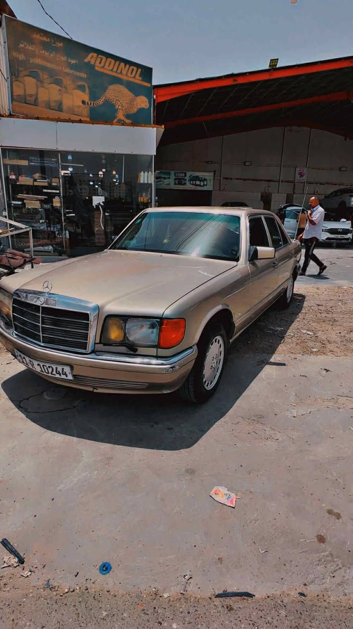 السلام عليكم مارسيدس جامبو مكينه بلاد قبق اسود 300 تبريد شغال مديل 87 رقم بغداد دولي دبل اريل دبل مروحه غرفه جديده جام 4 تخم تايرا حداديه بدون ضربه ولا تبديل ولا خياس مكاني ديوانيه ***********
