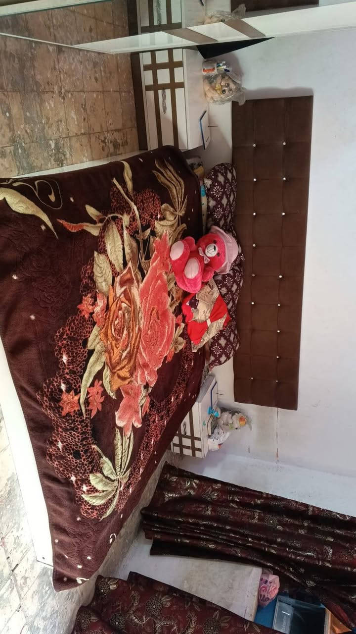 غرفة للبيع سعرها 150بيهة ومجال مكانه بغداد الشعلة ***********

