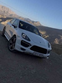 بورش كايين GTS • ٢٠١٤ • ٨ سلندر ٤٫٨