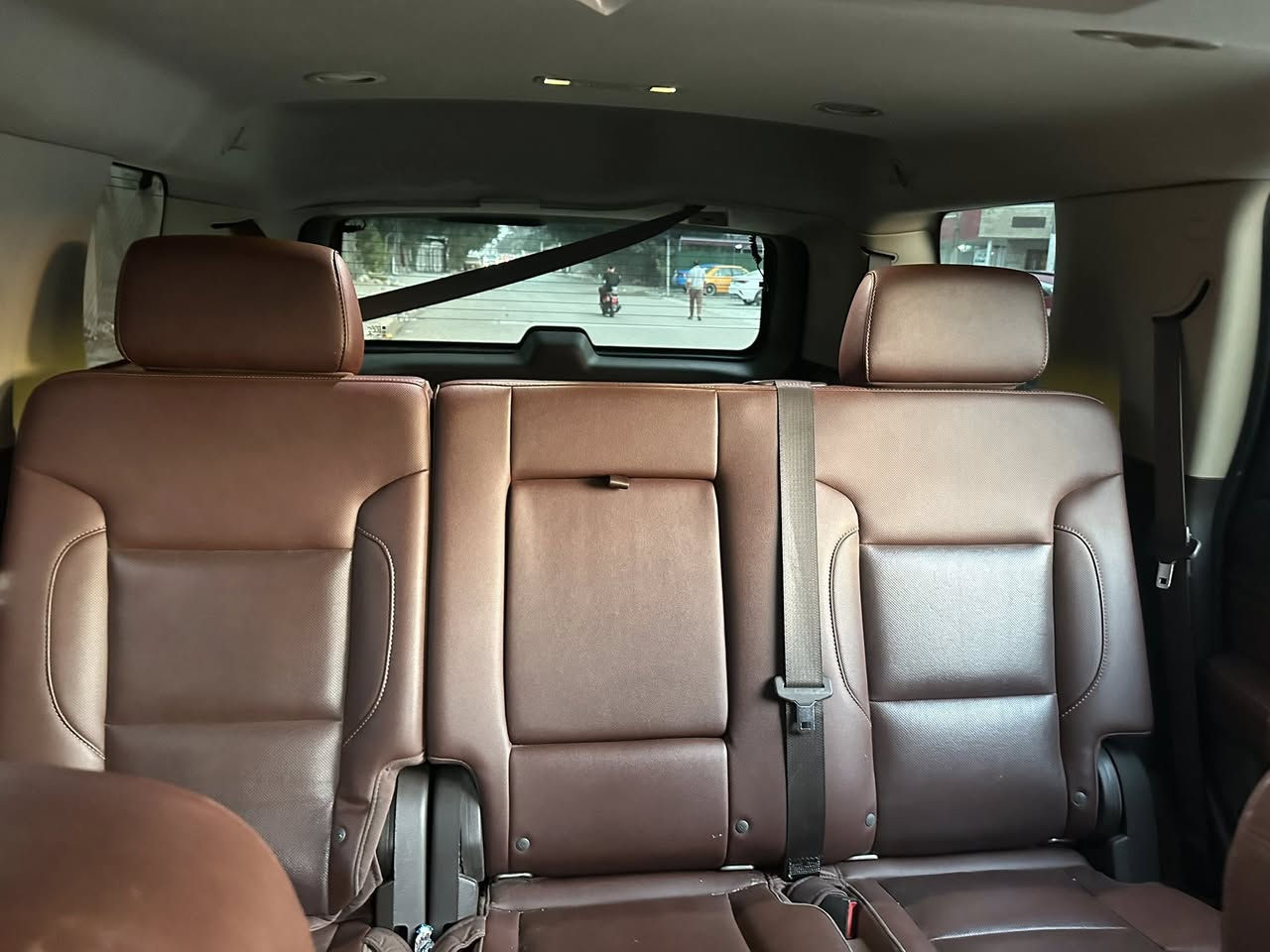 السلام عليكم 
من رخص أدمن المحترم
سيارة تاهو موديل ٢٠٢٠ خليجي
الفئه بريمر اعلى فئه بل تاهو ١/١
مواصفات معروفه مايحتاج اشرحه
سياره ماشيه ١٢٦ 
بيه صبغ جاملغ ودعاميه فقط
رقم شمالي بأسمي 
مكان سياره بغداد الجديدة 
السعر ٣٧٠ وبيه مجال حك جيه
رقم الهاتف 

***********
