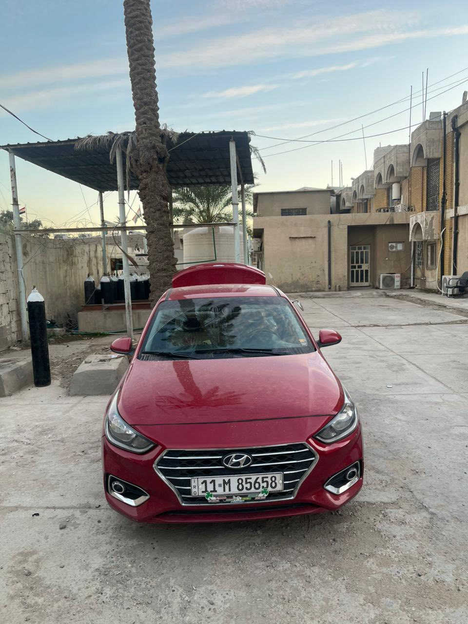 سلام عليكم
اكسنت 2020  امريكي بيها صبغ بنيد جاملغ وباب صفحة سايق مكينة 1600 دوش دبل نوزل سيارة جاهزة للاخير ربع دينار متصرف عليها للمراوس فقط سعره 110شعندك نزل ***********
