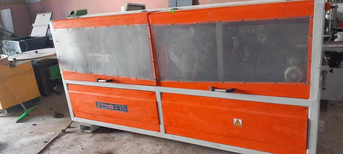 مكينه لاصق شريط P.V.C🪚
تركي مستعمل نضيف جدا

نوعيه اوز قونيه🟠

اربعه مراحل4️⃣

موديل 2021

عنوان كركوك صناعه الجديد

للاستفسار اكثر مراسل صفحه او اتصال على ارقم ***********
