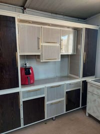 كاونتر بدون سنگ نظيف قياسه مترتين و٧٠  العنوان بغداد الوشاش ساحه القاء...