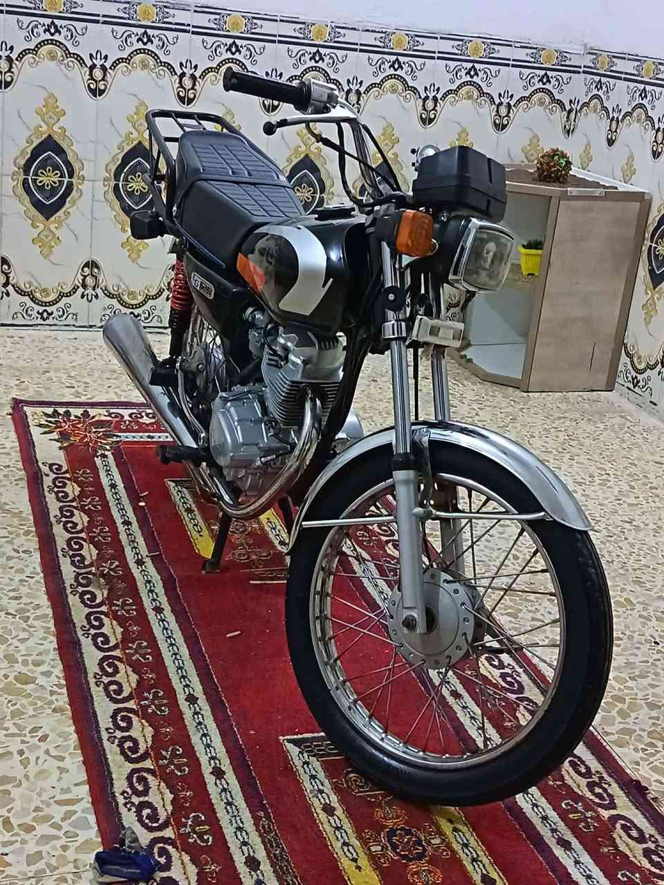 ***********
السلام عليكم شباب شاص 16 تعمير 23 اصلي درجه حلوه خير من الله اوراق اصوليه مكاني كوت شارع النفط السعر 550 فيها مجال***********📞
