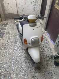 دراجه بوليس نضيفه كلشي مابيها السعر 350 الرقم 07700060694