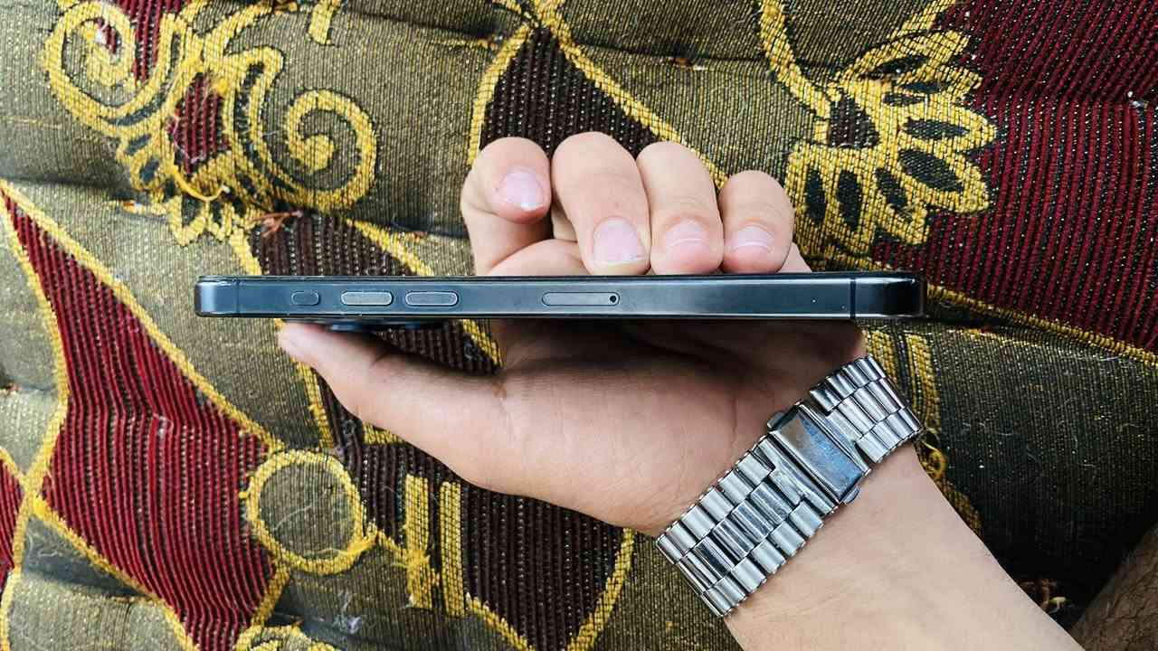 آيفون 15 برو ماكس
للبيع ذاكره 256  بطاريه 86 بلادي مبدل فقط شاشه فيس إيدي شغال و الخط واكف الضهر مفطور الباقي.كله شغال مآبي اي عيب السعر 370 وبي مجال قليل.


**إذا كنت صاحب هذا الإعلان وتريد حذفه لأي سبب، رجاءا أرسل رسالة إلى الدعم الفني**
