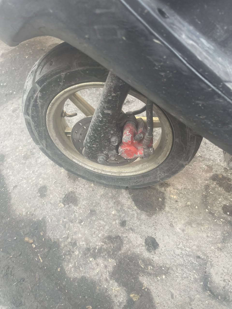 السلام عليكم دراجه ماكس عدله مزوده بوشه ٥٥ وياله نجمه اصليه كشن اربع ولفات عداد إلكتروني رقم صالنصه إستيل دراجه قويه ***********
