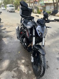 بنلي 180s نظافه خير من الله  عله وضع الشركه ما بيهه اي نقص   دهن امزوي...