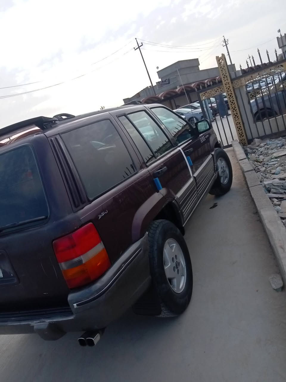 السلام عليكم جيب شيروكي كله شرط مدعاميه لدعاميه وشرط تحول ولوكاله اسعر 40 مراوس حسب القناعه *********** ملاحضه اسياره وضع شركه ماكو شي ميشتقل
