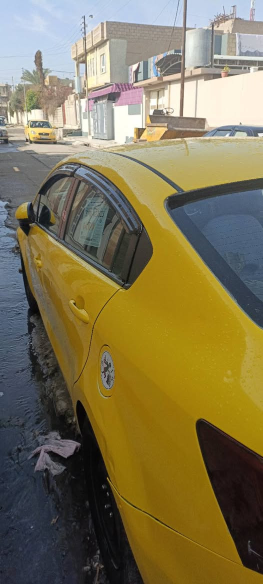 كية ريو.منغولي  موديل 2012 كابون بانزين بيها محرك وكير شرط قفاله مركزي هية غرامات صفر رقم دولي نينوى ضررها باب السايق فقط بدون دواخل السعر 75. وبيها مجال بسيط  0775443986 
***********
