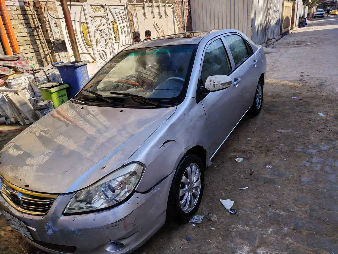 سياره بي واي دي جي 3 موديل 2013 محرك كورلا كير الاماني السعر 40 وبيه مجال بسيط رقم ***********
