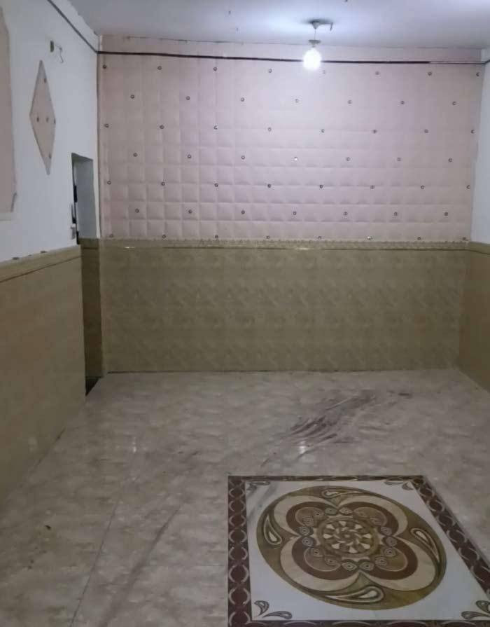 🏛️للايجار بيت طابقين 🏛️
في الجنينه قرب شارع التجاري 
طابقين 5غرف ستقبال مطبخ صحيات كراج يسع سيارتين2

سعر لايجار 750 
***********
