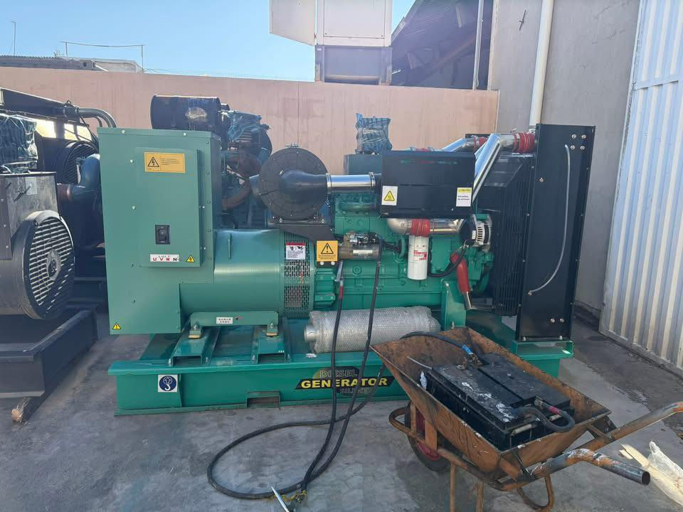 سلام عليكم 
كمنز حجم 6 سلندر 
24 ولف 114 زيرو صفر 
سيرفز كامل موديل 2025
العنوان اربيا يوجد توصيل 🚚 
***********
