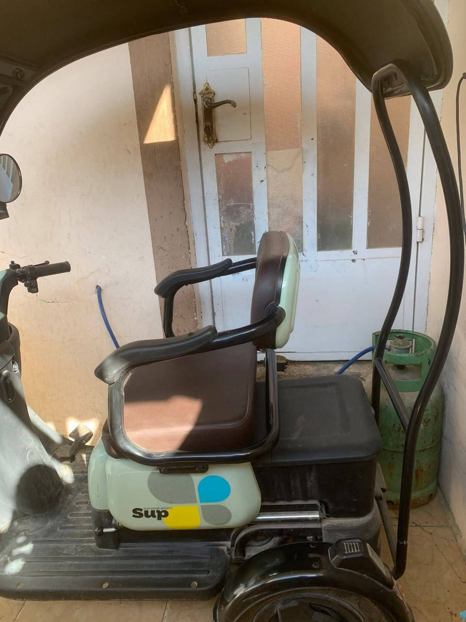 دراجه شحن جديدة 100ب100 5بطاريات تحمل 3 نفر الماس احسن نوع


**إذا كنت صاحب هذا الإعلان وتريد حذفه لأي سبب، رجاءا أرسل رسالة إلى الدعم الفني**