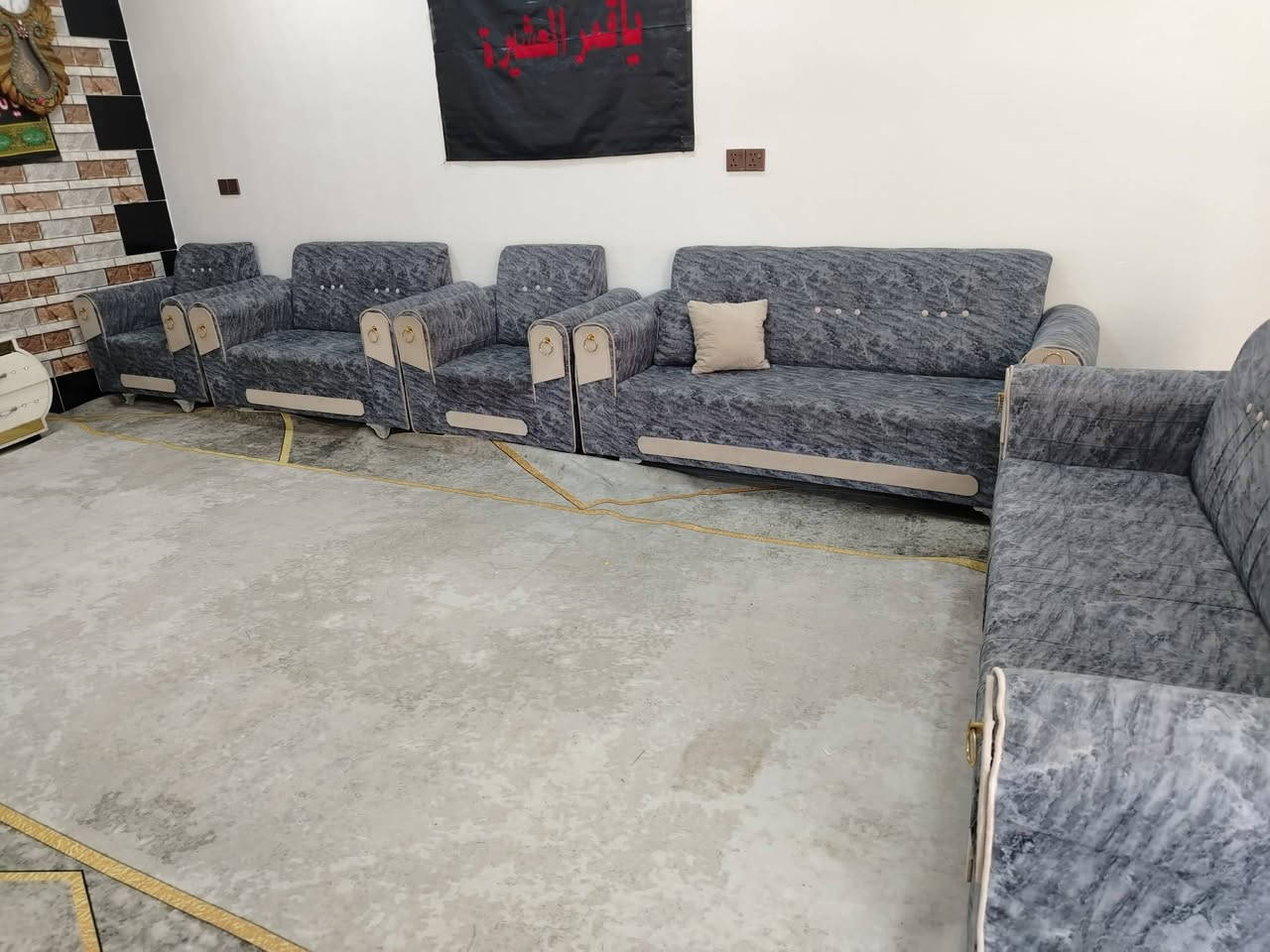 رصاصي للبيع ٢٥٠
ماروني ١٥٠


**إذا كنت صاحب هذا الإعلان وتريد حذفه لأي سبب، رجاءا أرسل رسالة إلى الدعم الفني**