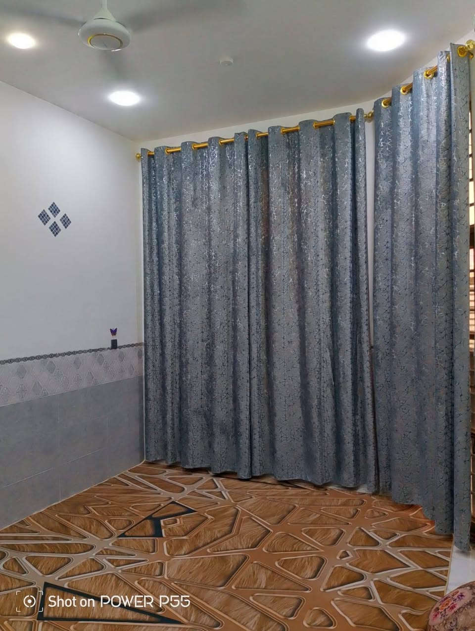 السلام عليكم عندنا بيت 100 متر الكوت زين القوس شارع سيدي يعقوب السعر خاص بنيان حديث
***********
