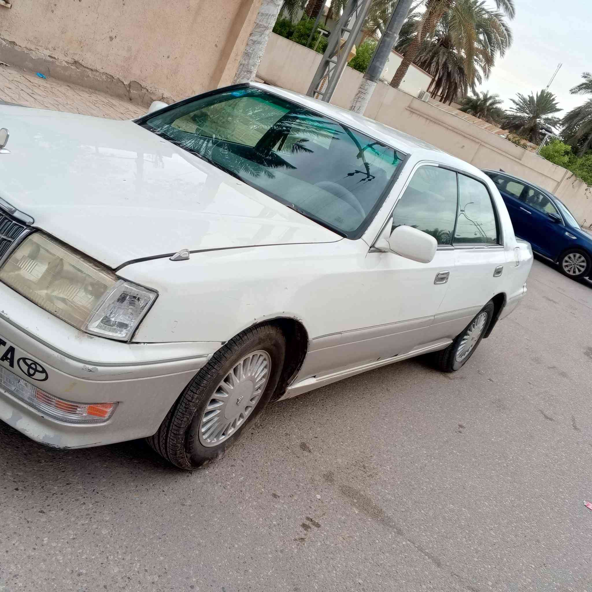 السلام عليكم كراون رأس الثور ١٩٩٧ بجم كرستال  كفاله اصوليات وعيب شرعي رقم بابل مشروع وطني شرط التحويل ثاني يوم
محرك ٢٥٠٠ vvt بيها ضربه خفيفه بلجاملغ االامامي جة السايق   السياره تجي تشوفها بلواقع أحلى من الصور 
السعر ٧٨ 
مكان السياره ذي قار الشطره الرقم ***********
