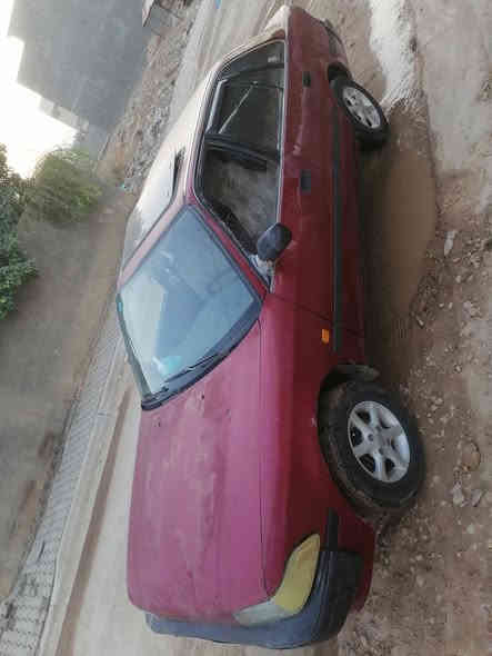 السلام عليكم سياره لل ب ي ع كارينا تيوتا كير عادي موديل 1996رقم انكليزي كامله تحويل ثاني يوم صدر جديد تخم   تايرات جدد كير ومكينه مكفول جاهزه من كلشي شوفت عينك  ال س ع ر ٢٨ وبيه مجال العنوان الطارمية بغداد رقم :*********** :/***********
