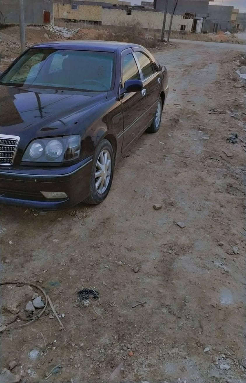 سلام عليكم  ملكه مفحوصه مرور وكمرك    
كرتستال اصل 
ديفور الجبير 
تخم تاير ويل نجمه 
3 دكم تبريد  خلفي 
تحوير نجف. فوك وجوه 
مشط لكزز 
دشبول عارف 
سياره جاهزه مالت جناي. السعر65    مكان الديوانيه***********
