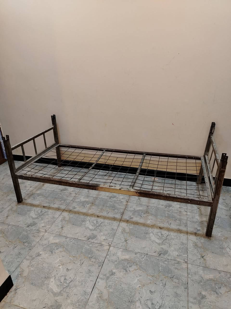 اثاث بيت للبيع
سبلت ٥٠٠
غساله ١٧٥
جربايه حديد٥٠
زاويه ملابس ١٠
مكينه خياط ٧٥
إطار صوره ٢٠
كريكوت ١٥
طابعه ١٥٠
منظم ٥
ماطور ماء١٥
جنطه سفر ٢٠
ترمز ١٠
لوحه نمر ٨
صوبه كهربائيه ٨
راديو ٨
كرسي أطفال ٥
بكرات نركيله الوحده ٥
سلات مجمده العدد ٤ ب١٠
العنوان اعلام السيديه


**إذا كنت صاحب هذا الإعلان وتريد حذفه لأي سبب، رجاءا أرسل رسالة إلى الدعم الفني**