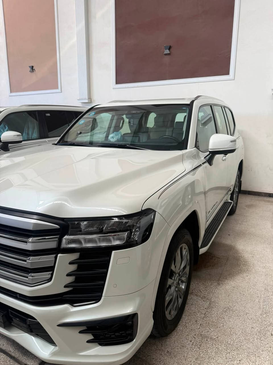 🚘 نفس ما عودتكم… ما أنشر إلا الجديد والنظيف ✨

للبيع:
🔹 تويوتا لاندكروزر 2024ساز 
🔹 فئة Limited
🔹 ممشى: 37 ألف كم
🔹 مكفولة كفالة عامة
🔹 رقم السيارة: بغداد

سيارة نظيفة جداً وجاهزة، وللاستفسار والتفاصيل التواصل على الخاص.

*********** 
***********
