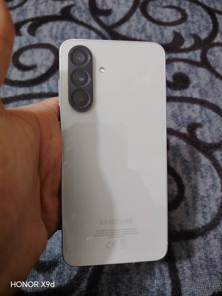 السلام عليكم للبيع جهازه A56 نظيف ذاكره 256 عشوائي 12 فقط بيه هاي امشرلكم عليه شراي فقط يجي خاص او يتصل على هذه الرقم *********** النجف, العراق
