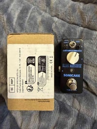 غير مستخدم • بالباكيت • إكسسوارات إلكترونية