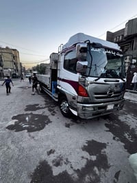 للبيع هينو شيطان موديل 2002 بسمي  بل سنويه كرين 3 سلايتات مخالف سته ور...