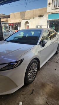 كامري LE2025 حادث جدا بسيط بارد فقط بدون ايرباك وصور الحادث بلمنشور سي...