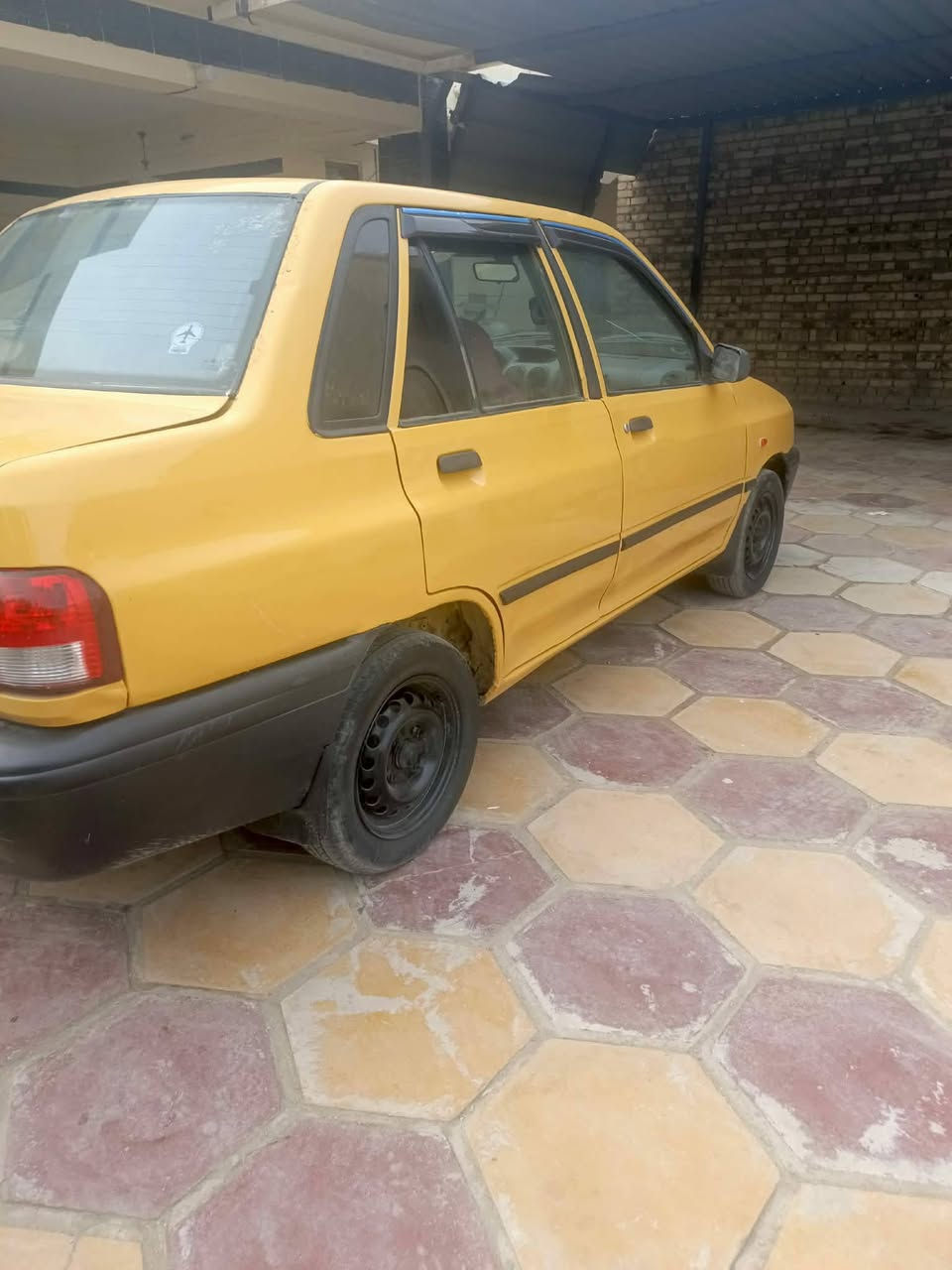 اسلام عليكم سايبه لبيع موديل 2012رقم بابل سنويه 27 مكفوله من الظربه مكينه كير حداديه  شرط تخم تاير  جاهزه كل نقص مابيه سعر25اوبيه مجال عنواني ديوانية ***********
