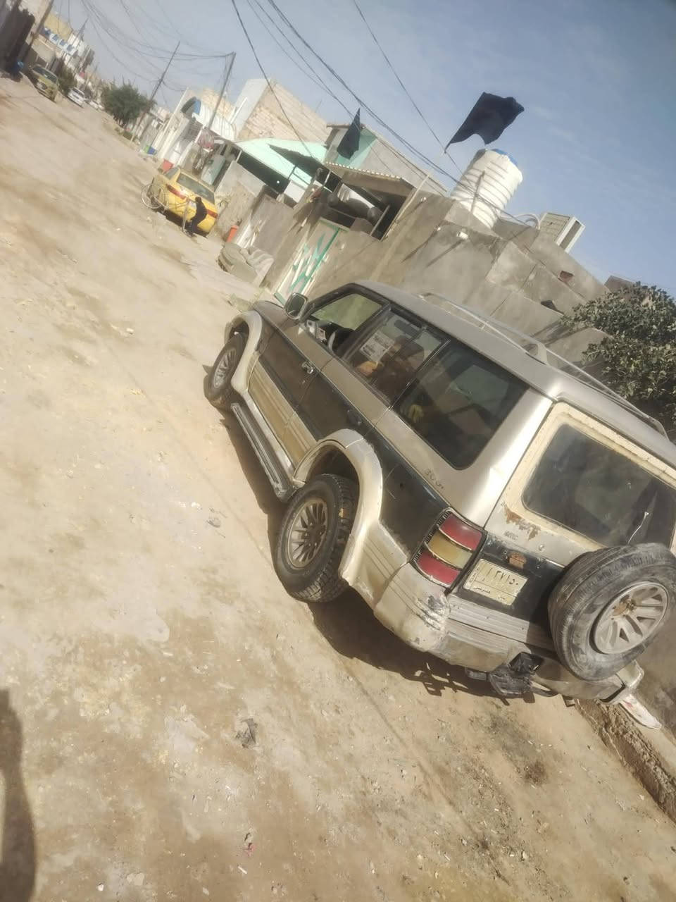 يالله سلام عليكم شباب مكلف بنشر اتصل على صاحب ارقم باجيرو موديل 1993 رقم بابل الماني  تحويل مباشر مكينه وكير كاز كير عادي انضاف حداديه نضيفه تخم تاير نضيف كهربائيات شغاله سياره حلوه ومرتبة ترايك وين ميعجبك اسعر 22 وبيه مجال بصيط مكان نجف شارع المطار  ***********
