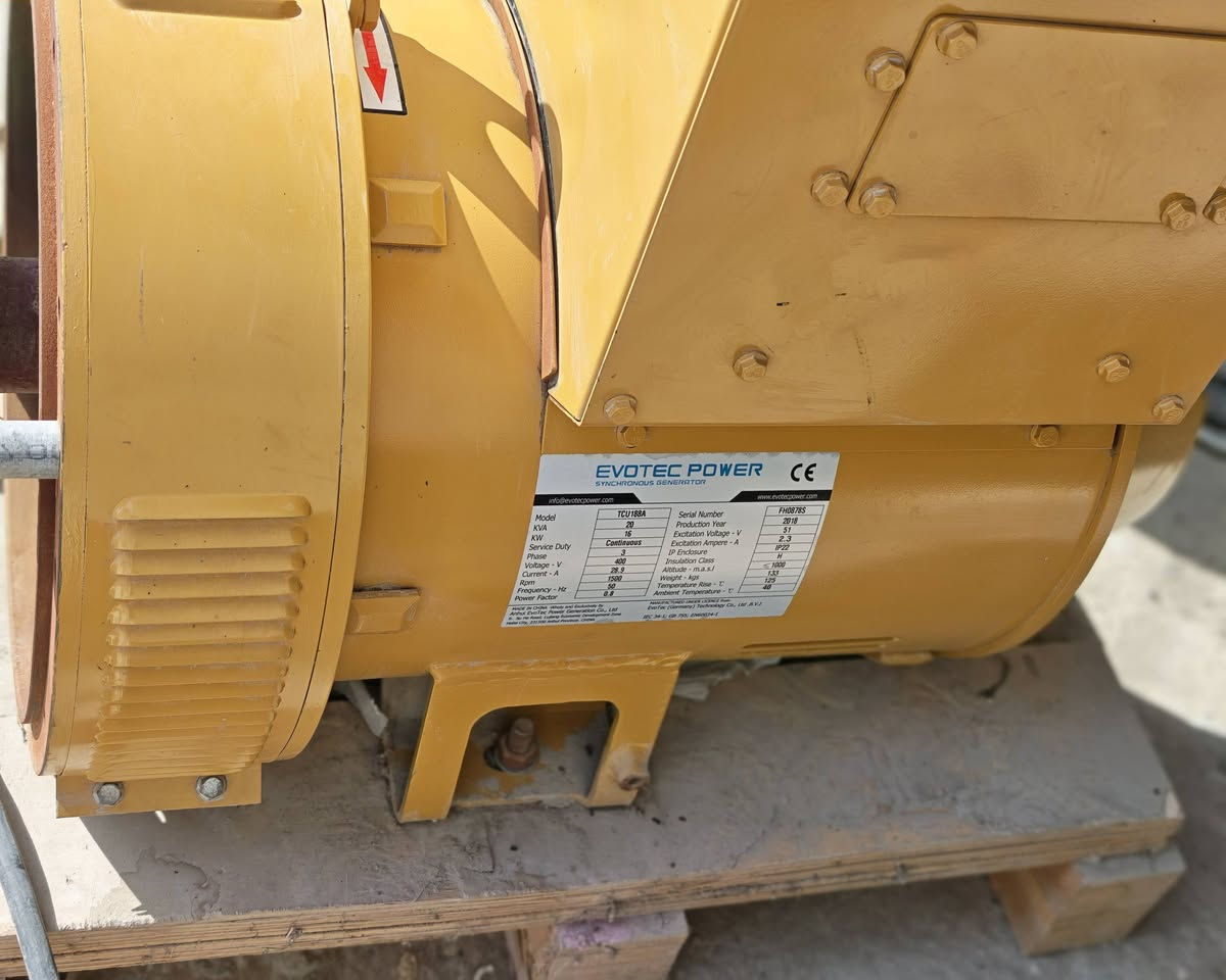 السلام عليكم يوجد راس توليد ايفو تك اصلي جديد غير مستخدم طبك بلادي 20KV ثري فيز للبيع للاستفسار الاتصال على الرقم ***********
