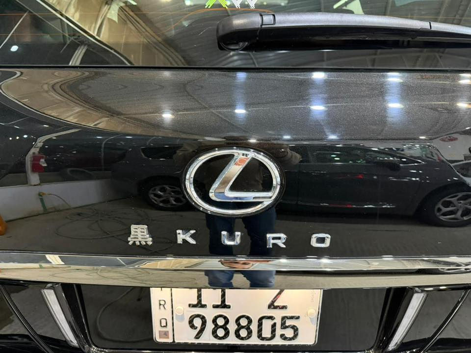 � للبيع – لكزس LX570 موديل 2020
🔹 وارد خليجي
🔹 لون أسود ملكي
🔹 داخلية جلد أحمر رياضي فخم
🔹 محرك 8 سلندر قوي
🔹 دبل ثقيل + نظام دفع رباعي
🔹 فتحـة سقف
🔹 شاشة كبيرة + كاميرات
🔹 كراسي كهرباء + تبريد وتسخين
🔹 سيارة نظيفة جداً وجاهزة

📍 الموقع: الناصرية
💰 السعر: (725 )اخر سعر
📞 للاستفسار: (*********** 
ماشيه 90 الف 

سيارة للهيبة والفخامة.. فرصة ما تتعوض �
