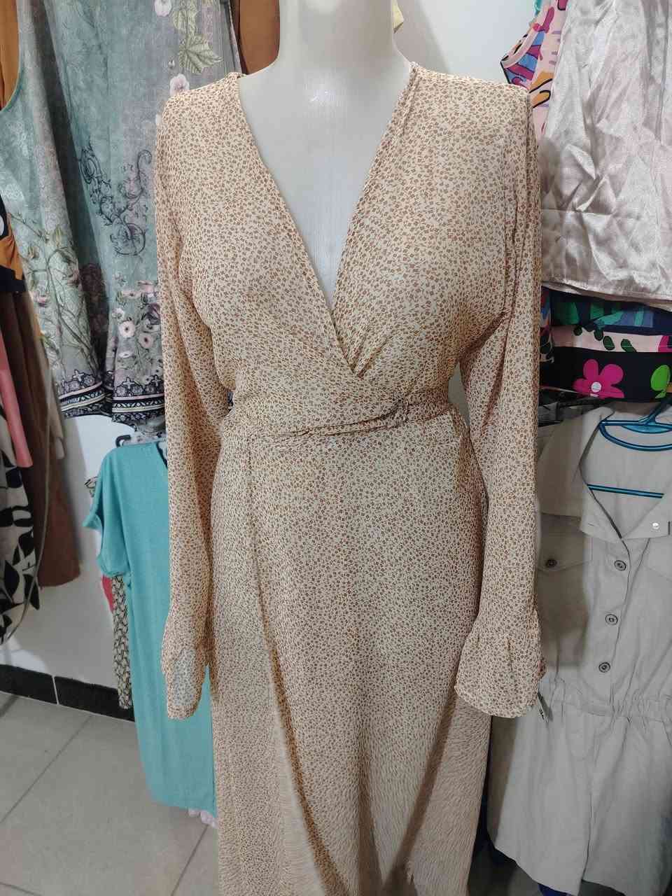 فستان قياسM/L
السعر 10🏷
العنوان حي البتول 📌
متوفر توصيل 👍


**إذا كنت صاحب هذا الإعلان وتريد حذفه لأي سبب، رجاءا أرسل رسالة إلى الدعم الفني**