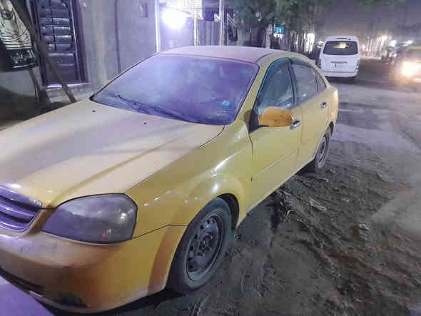 سلام عليكم سياره لبيع فورنزه وارد امريكي  موديل 2008 سعر 40 وبيه مجال عنوان بغداد توصل عل رقم***********
