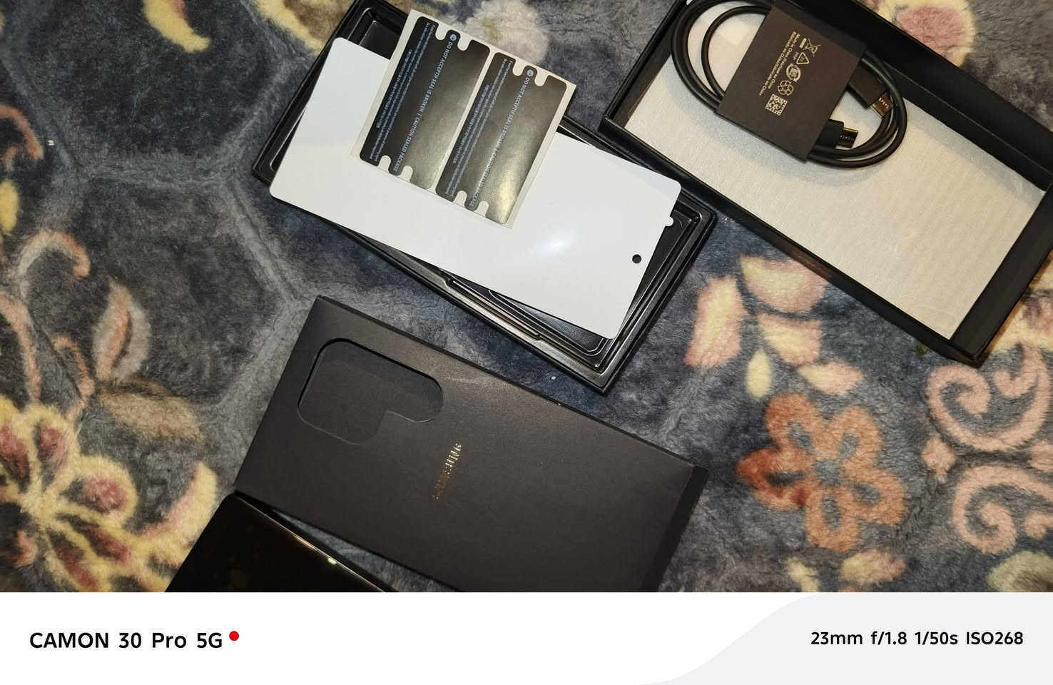 سامسونك s26 الترا 
فول  (كوبي ماستر) ذاكرة ٥١٢ حقيقي 
كامرة  لمس ستجابه  سريعه يحتوي عل ايمي   سيم كارت ثنين  فلاش كلشي شغال جديد 
الموبايل مستخدم ساعه فقط  تجريبي 
 شحن سريع كذالك
 اخو الاصلي  بطارية تدوم يوم كامل غراضه كامله 
١٢٥ قفل 
مكاني بغداد قرب فلكه ٨٣


**إذا كنت صاحب هذا الإعلان وتريد حذفه لأي سبب، رجاءا أرسل رسالة إلى الدعم الفني**