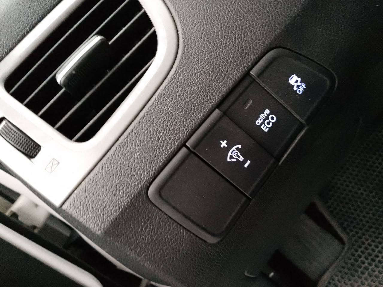 افانتي 2016 بدون صبغ بدون ضرر سياره مال جناي جديده السياره محرك جديد ما مفتوح سياره فول توماتيك لايت عدسه مري شفط تبريد ثلج تدفئه سياره جديده مال جناي السعر 123$ وبيها مجال  ***********
