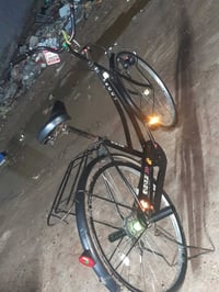 بايسكل للبيع حجم 26 نضيف  اخو الجديد المكان الشهداء البياع الاتصال 077...