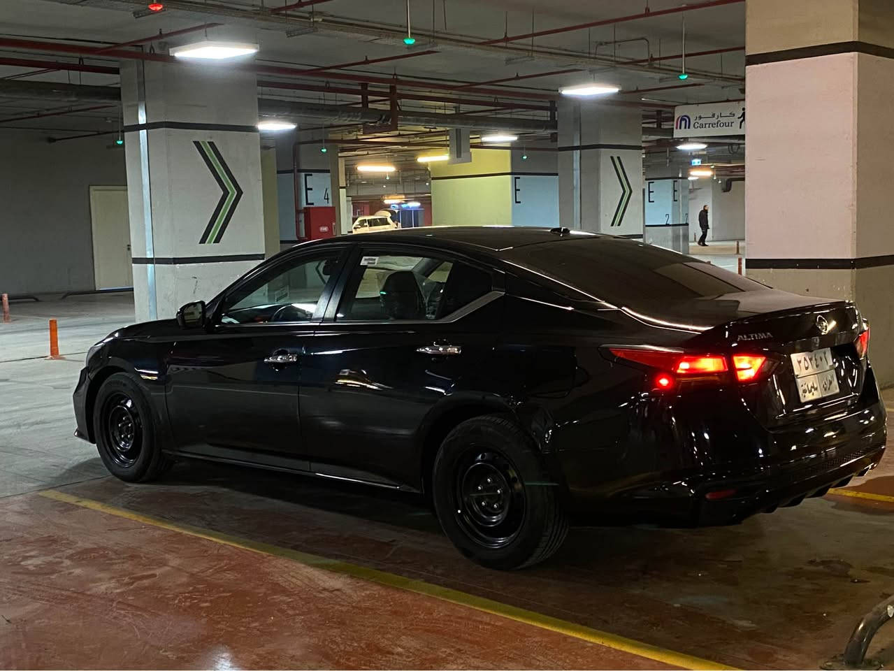 نیسان ئەڵتیما ٢٠٢٠ مواسەفات (s) دەعمی جوانە بۆنیتی گۆراوە بە بیلاد ناوەوەی ناگرتوە سەر سنوقی داوەوەشی بەخی ئەمریکایە بێ کرانەوەو ناگرتن سەیارەکە ٩٨ هەزار مایل رۆشتووە گێڕو مەکینەی بەشەرت هایدرۆلیکی گێڕم بۆ گۆڕیوە هیچ مەسروفێکی تیا نییە شوێن سلێمانی 
***********
سعر ١٣٥ السليمانية, العراق
