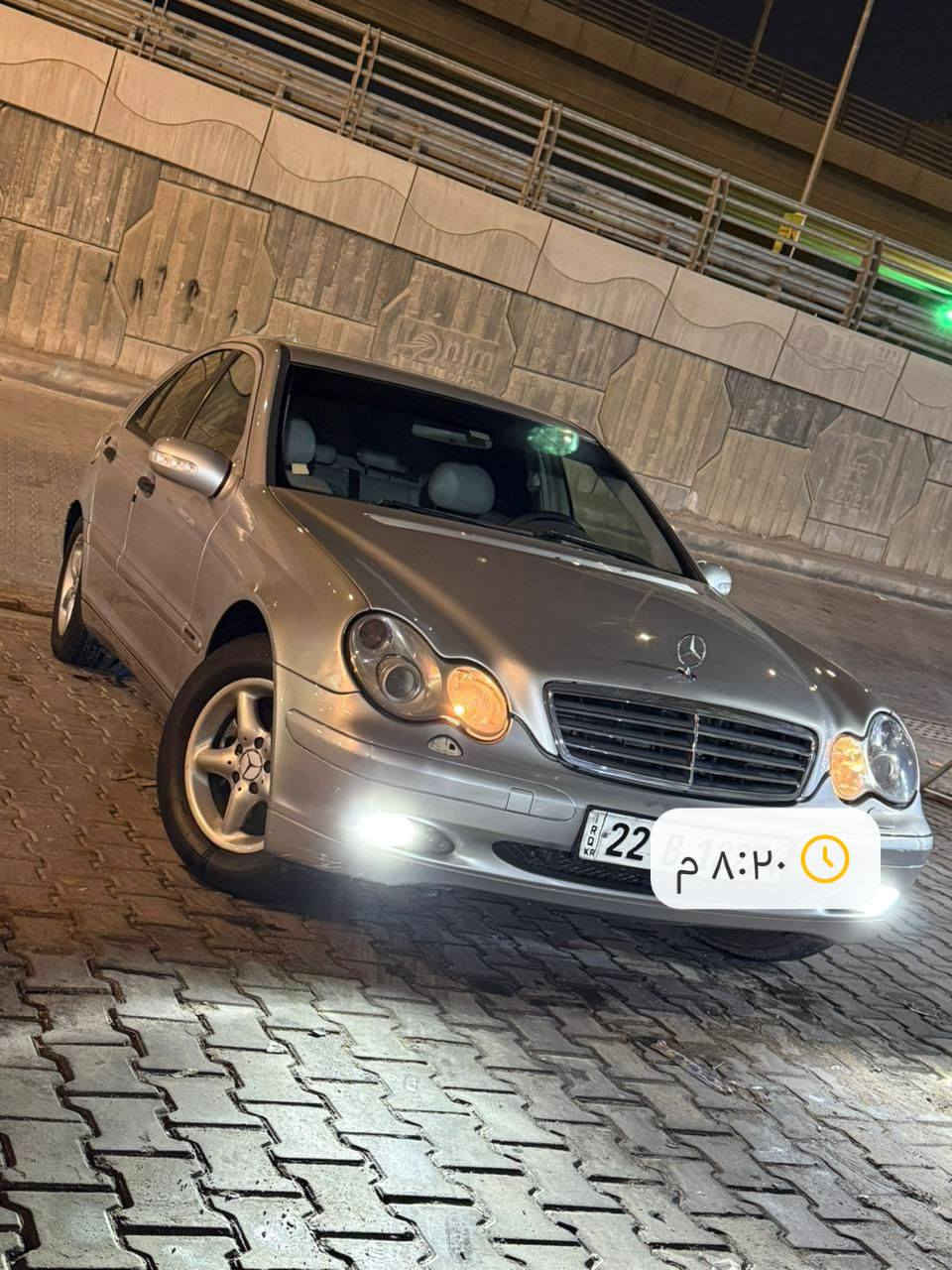 مارسدس c180سياره ادوات ادوات جديده موديل 2003سياره مكينه كير تخم تاير كله جديده كفاله من الكصه ول صبغ  سعره 55مكاني نجف رقم التلفون*********** متومه شمالي رقم وسنويه جدد
