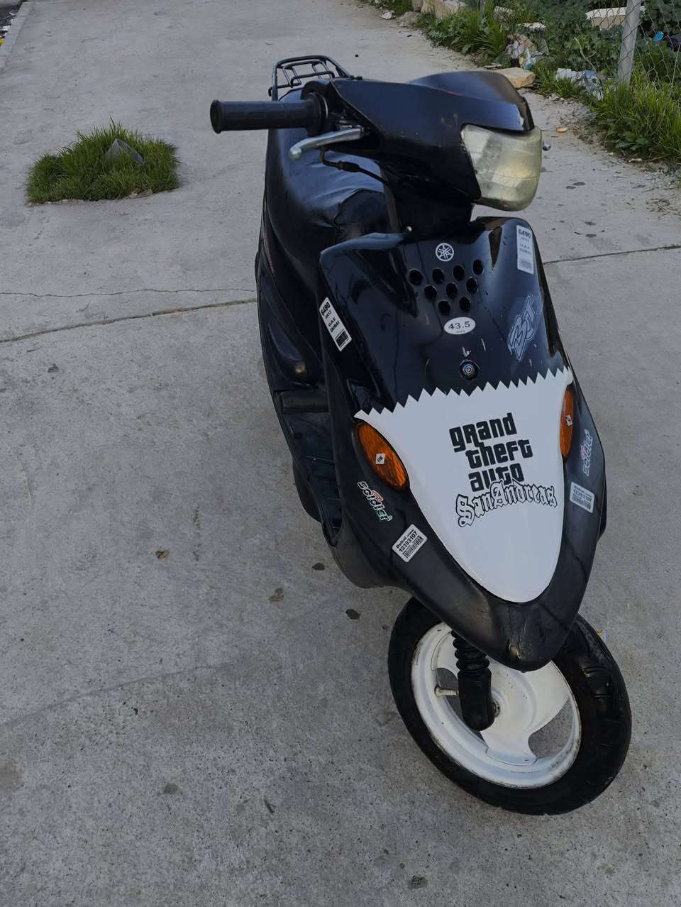 للبيع ماطور نحله ♣️
كهربائياتو كلها شغاله 
تايرات جدد  
السعر.250
الشراي على رقم***********
