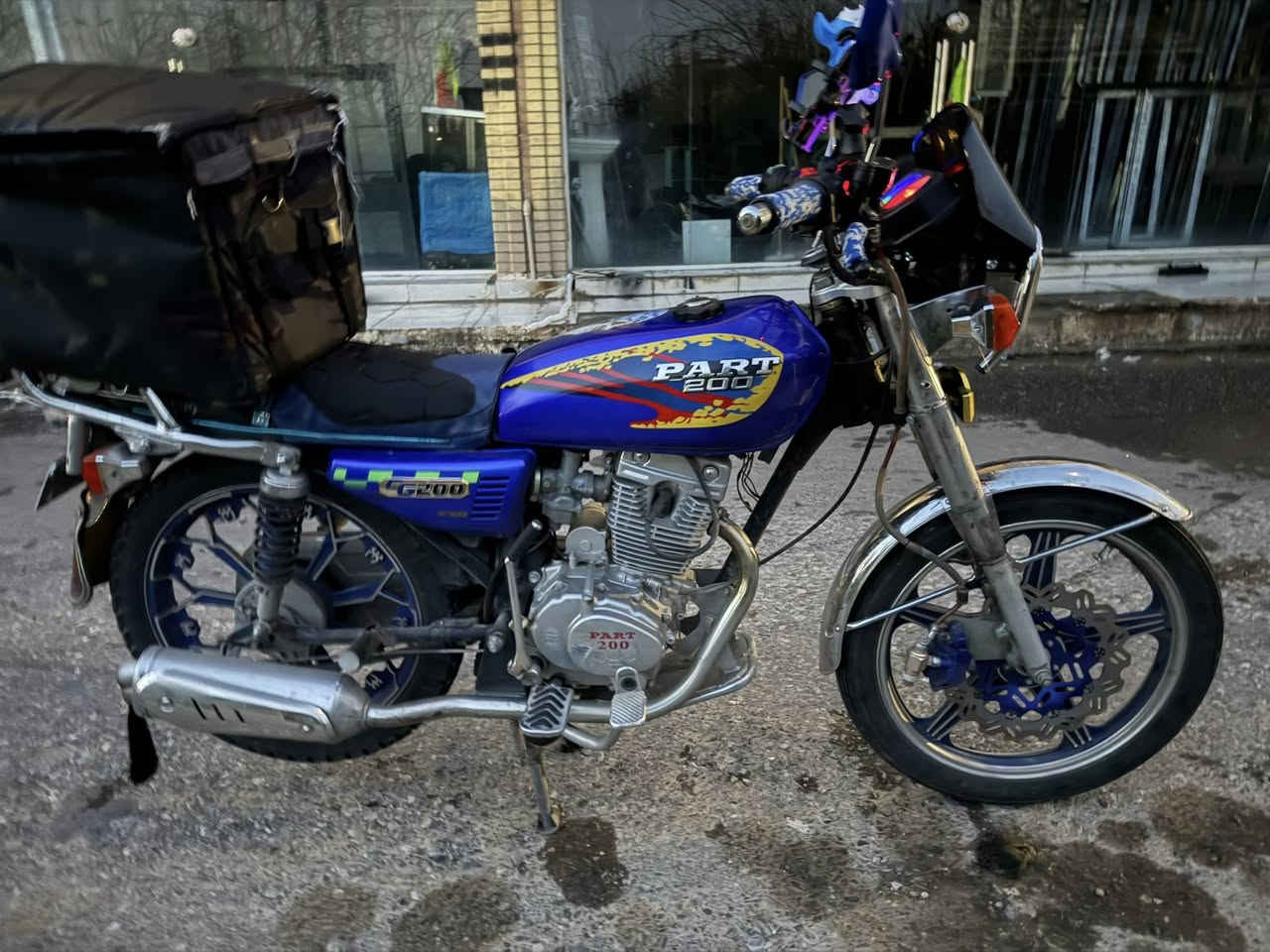 للبيع بارت 200 عيتاني سوري 2024
نضيف ، باتري ،اشاير ،مرش ، اشطمان سبور، مرايا سبور ،ماكينة ما مفتوحة وعلفحص ،
منفيس موجود ، سعر 550$ 
عنوان اربيل حي العدالة
للتواصل واتساب،، ***********
