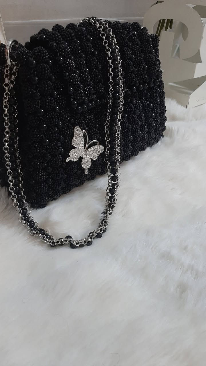 كوني مميزه ريتال للحقائب عبايات الزي الكردي متوفر خدمه توصيل أربيل جميع محافضات


**إذا كنت صاحب هذا الإعلان وتريد حذفه لأي سبب، رجاءا أرسل رسالة إلى الدعم الفني**