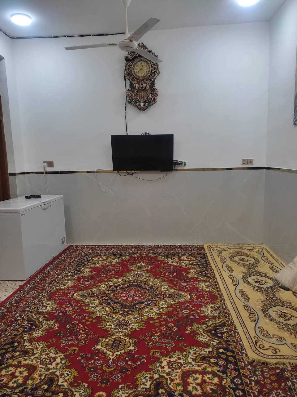 دار_للبيع بناء نظيف حله_ كراغول شارع الكبان قرب صيدليه صفا

المساحة 100متر طابو زراعي سند25 

طابقين غرفتين نوم كليدور ومطبخ صاله ومجمع صيحات داخلية وخارجية 

للاستفسار الاتصال ***********
***********
مراجعة مكتب سومر للعقار نادر الاولى على الشارع الخدمي قرب حسينيه حنتوش
