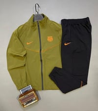 وتربروف اصلي • مقاسات M-L-XL-2XL-3XL • السماوة