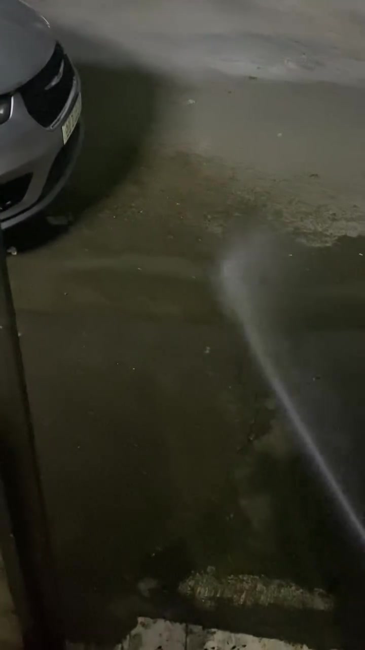 السلام عليكم ضاقطه لبيع كامل لخير ماطور نحاس سنكل كلش قويه 2 احصان مال محطات او منزليه تريده أبيعك كامله مع صونده 25 متر  دبل سيم مسلح ومسدس ابو نوزلاك سعره 150 قفل قفل قفل  مكاني بلديات صحفيين رقم الهادف ***********
