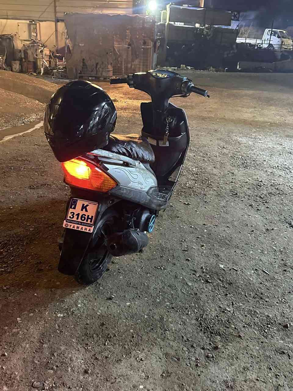 سلام عليكم ماكس عدلة دراجة جديدة مكينة خير من الله ما مفتوحة السعر500 مكان الدراجة ديالى بعقوبة ￼ دراجة مال رمبه *********** ￼￼
