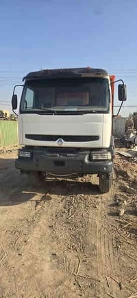 لبيع رينو بم نوزل ٤٠٠ كير حصيره مديل ٢٠٠٢ رقم نكليزي مكفوله رقم صاحب ا...