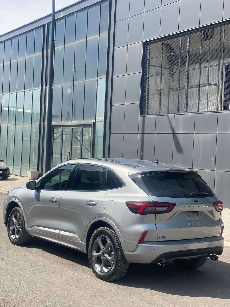 FORD ESCAPE 2024
ST-LINE
1.5L ٣ سلندر
رەقەم کاتی 
فول مواسەفات تەنها پانۆراما نیە
تەنها بۆنید بۆیاخە
ئێرباگ تەنها شان سیستەم
رۆشتنی 4 هەزار
ناونیشان سلێمانی
سعری 135 ورقە
***********
………. 
FORD ESCAPE 2024
ST-LINE
رقم کاتی 
٣ سلندر 1.5L
بصمە کامیرا
شاشە جبیر 
بریک بصمە رادار 
حساس 
ماشي ٤ الف 
مکان سلیماني
سعر 135 ورقە 
*********** السليمانية, العراق
