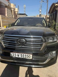 لاندكروز VXR • ٢٠١٨ • ٩٦ الف